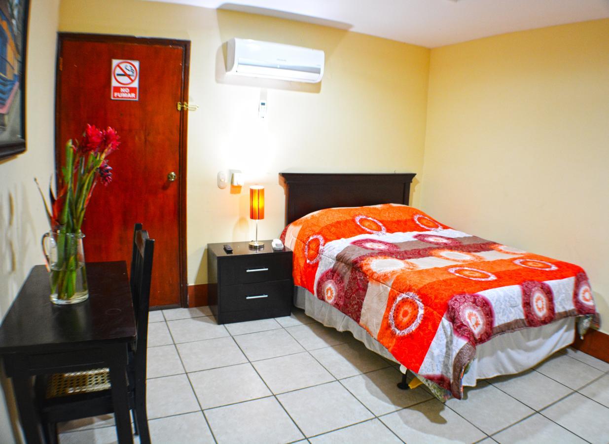 Hotel Plaza Cosiguina تشينانديغا المظهر الخارجي الصورة